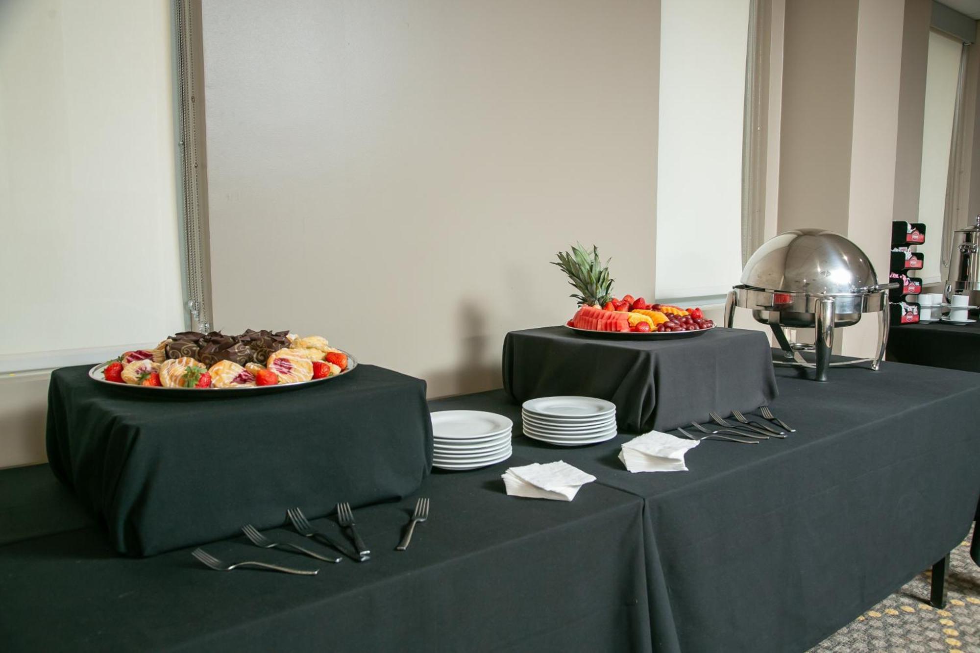 Holiday Inn Metairie New Orleans By Ihg Exterior photo